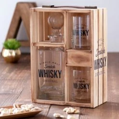 Maisons Du Monde Verres De Bar Coffret Whisky En Pin 2 Verres Et Carafe -Verres Soldes Boutique coffret whisky en pin 2 verres et carafe 1000 8 9 207510 4