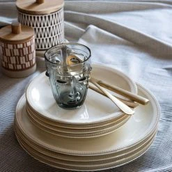 Maisons Du Monde Verres à Eau Gobelet Visage En Verre Teinté Gris - Lot De 6 -Verres Soldes Boutique gobelet visage en verre teinte gris 1000 1 9 207469 2